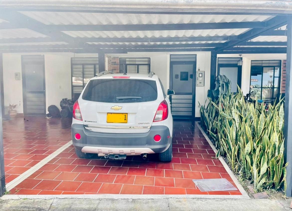 Hostal Roma Villavicencio Exterior photo